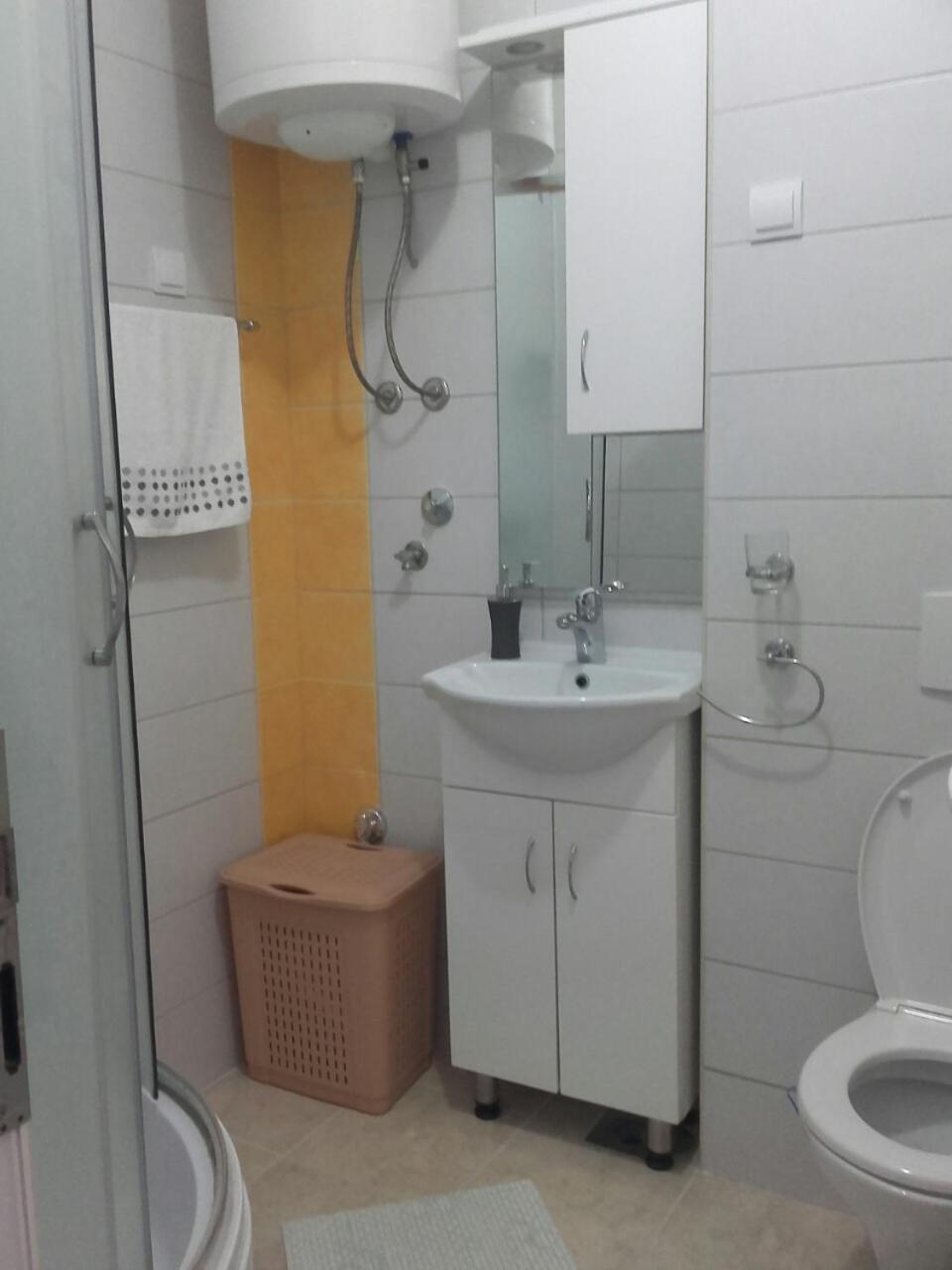 - Jaz Daire Budva